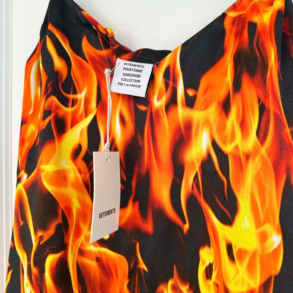 VETEMENTS PRINTED MINI DRESS - Picture 6 of 8